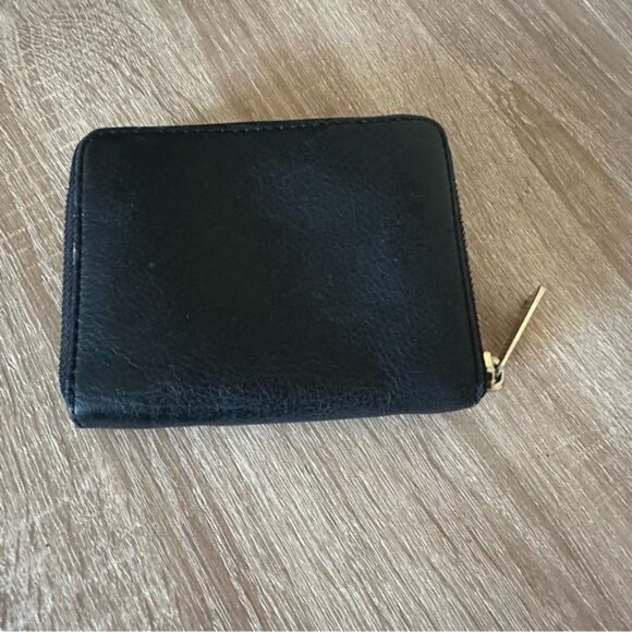 Michael Kors Black Leather Zip Wallet - Picture 2 of 3